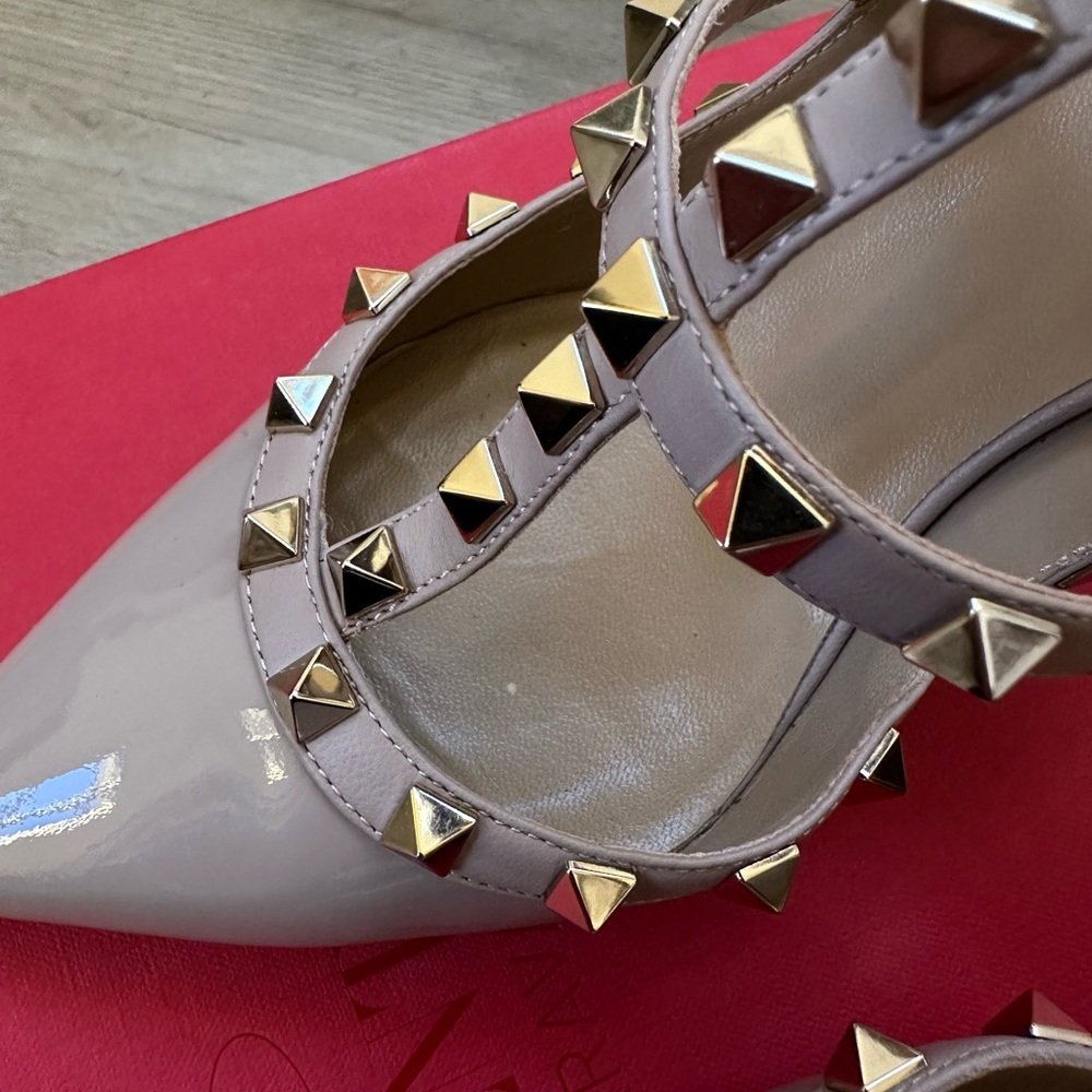 Valentino Garavani Rockstud Patent Leather Slings size 39 Preowned - Picture 7 of 13